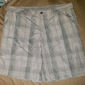Columbia Omni-Shade Shorts size 40 Waist